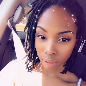 Meet your Posher, Veronica